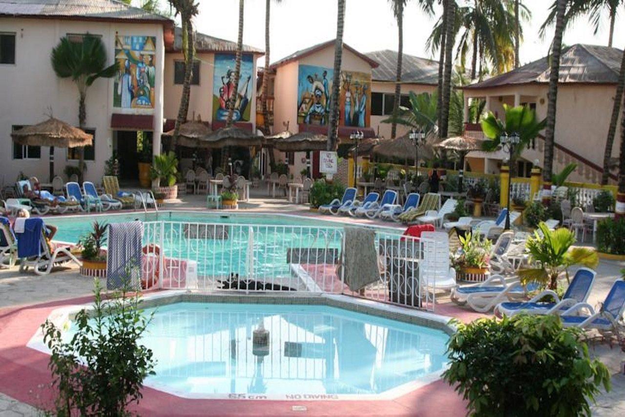 Palm Beach Hotel Kotu Exterior photo