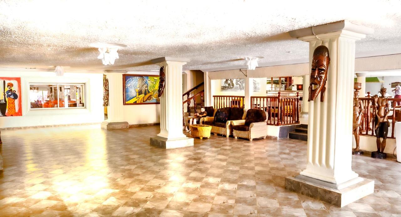 Palm Beach Hotel Kotu Exterior photo
