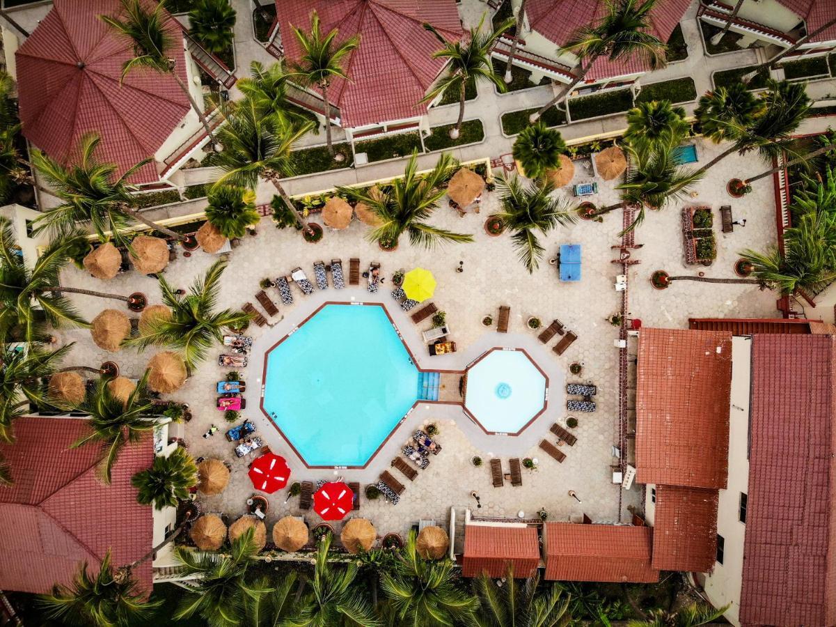 Palm Beach Hotel Kotu Exterior photo